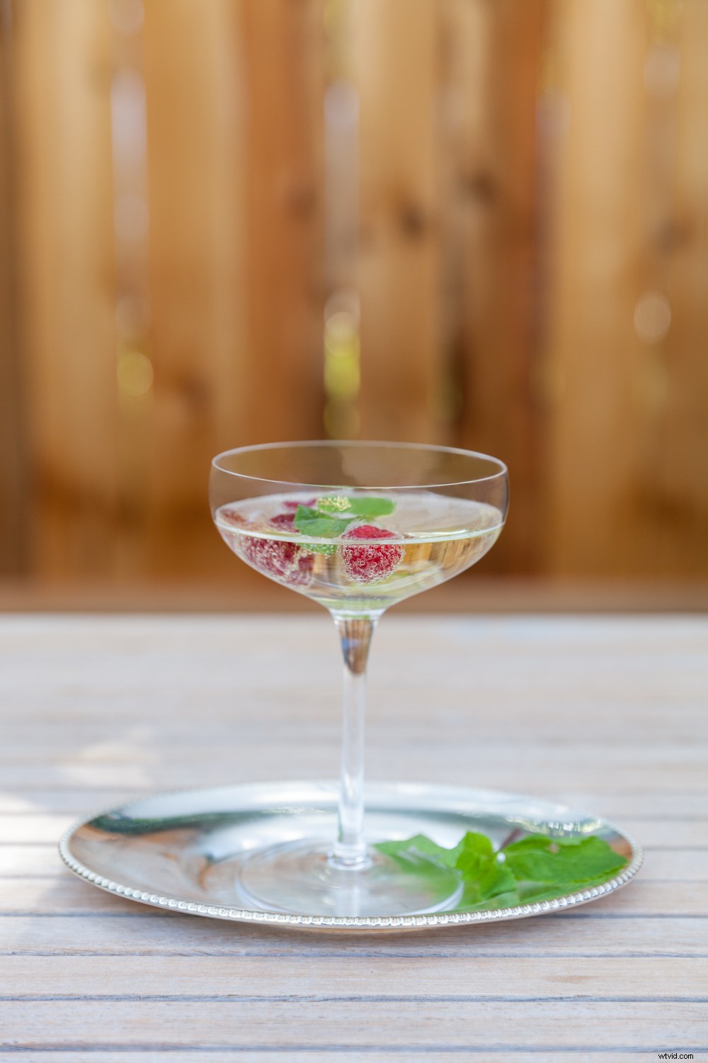 Top 10 Essential Tools for Stunning Professional Beverage Photography