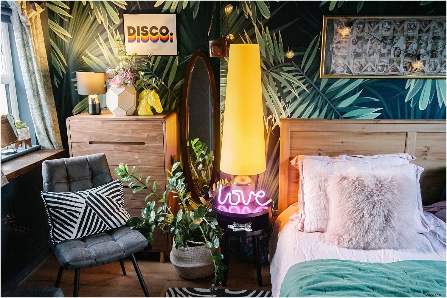 Understanding Ambient Light in Photography: Essential Guide for Beginners