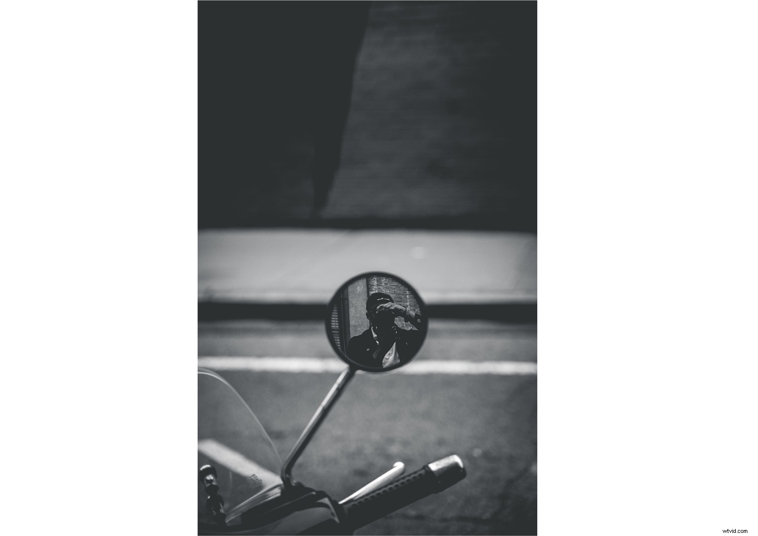 22 Captivating Self-Portrait Ideas to Ignite Your Photography Inspiration