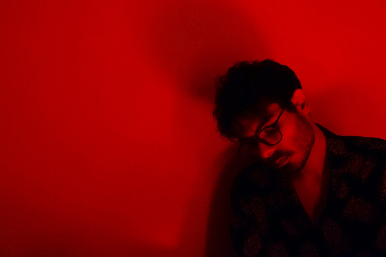 22 Captivating Self-Portrait Ideas to Ignite Your Photography Inspiration