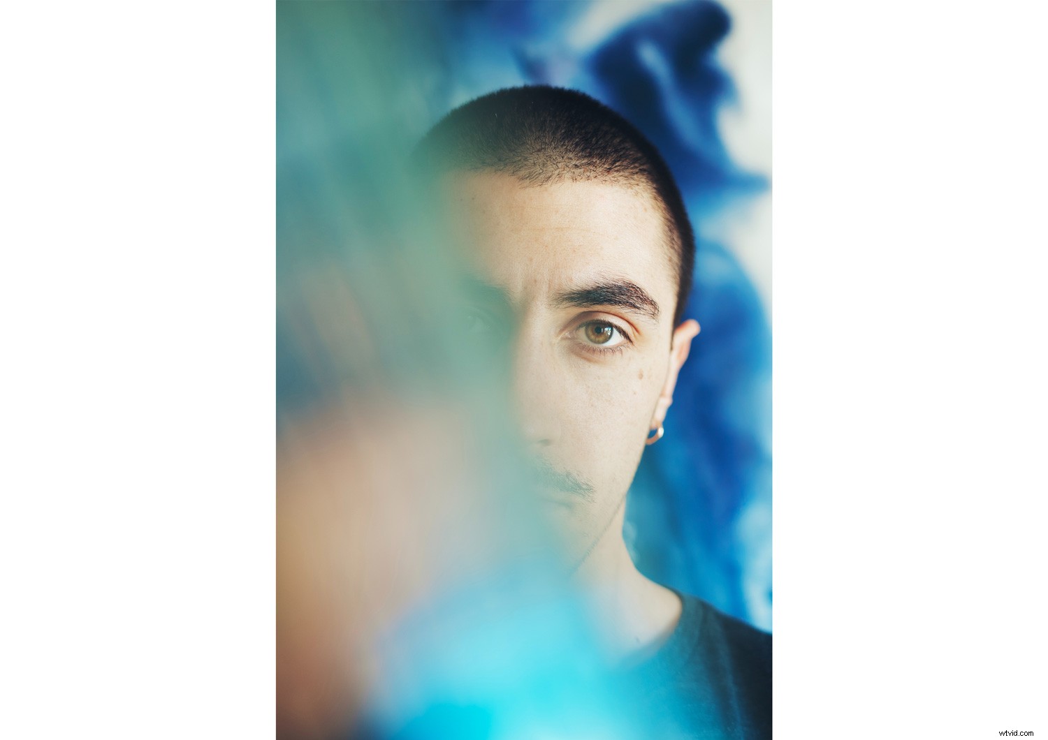 22 Captivating Self-Portrait Ideas to Ignite Your Photography Inspiration