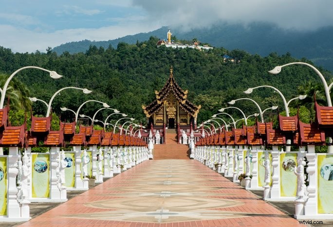 6 Reasons to Embrace Central Composition in Photography