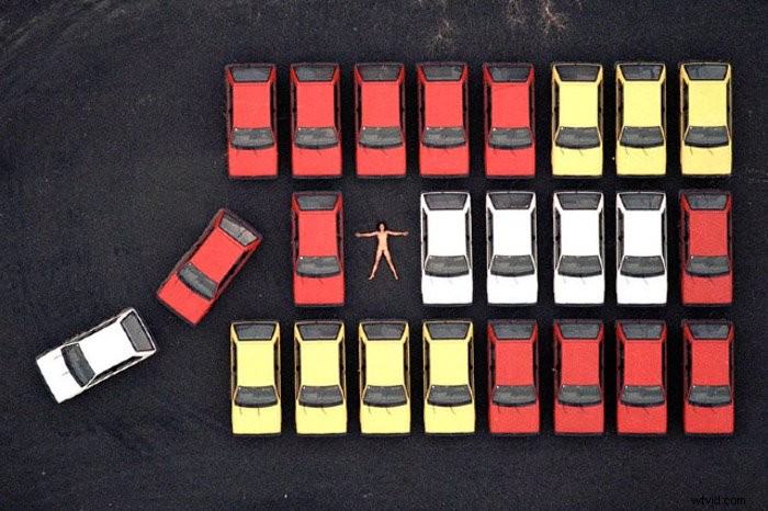 27 Stunning Juxtaposition Photography Examples to Ignite Your Creativity