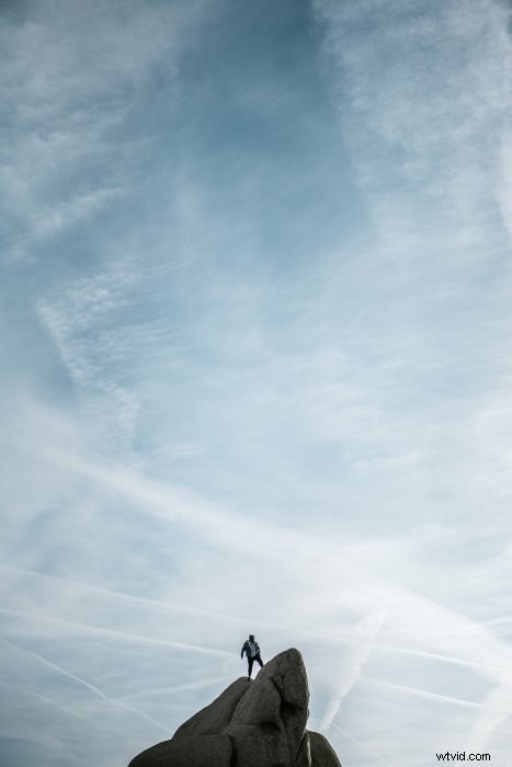 Master Negative Space in Photography: Expert Tips for Stunning Compositions