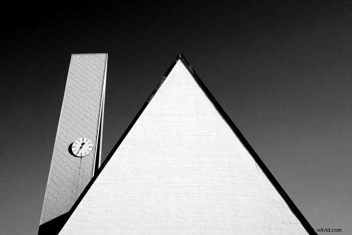 Master Visual Weight: 8 Essential Techniques for Pro Photography Composition