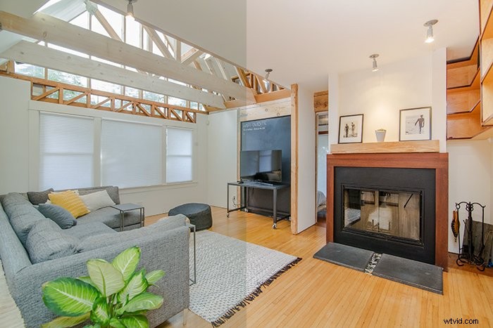 Top 10 Best Monitors for Photo Editing in 2024: Expert Picks & Reviews