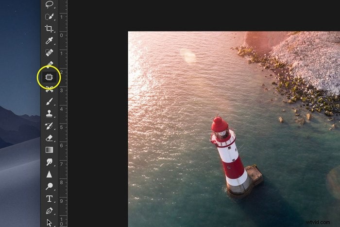 How to Remove Lens Flare in Photoshop: Easy Step-by-Step Guide