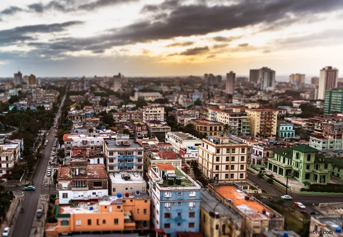 Create Stunning Tilt-Shift Miniature Effects in Photoshop: Easy Step-by-Step Guide