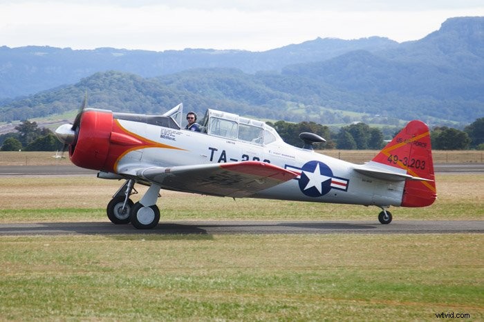 25 Expert Tips for Capturing Stunning Airshow Photos