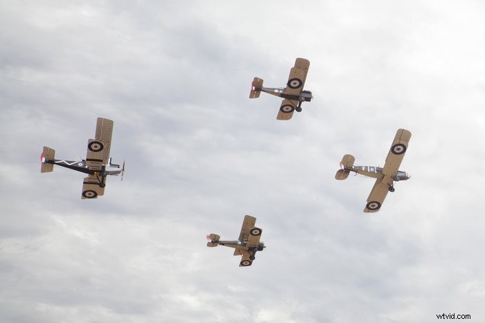 25 Expert Tips for Capturing Stunning Airshow Photos