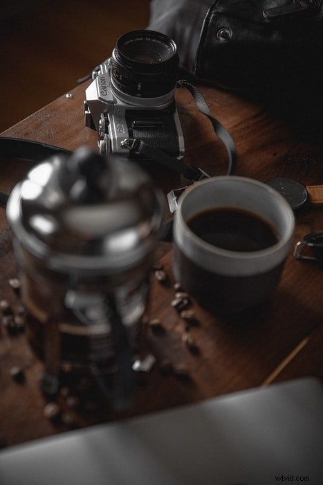Master High-Speed Photography: Capture Stunning Levitating Coffee Splashes