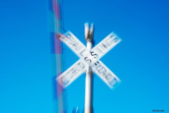 Master Zoom Burst Photography: Create Stunning Dynamic Effects