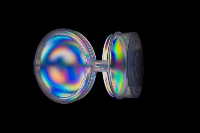 Create Stunning Abstract Rainbow Effects in Photos Using Photoelasticity