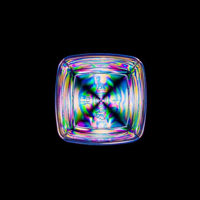 Create Stunning Abstract Rainbow Effects in Photos Using Photoelasticity