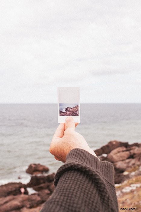7 Creative Polaroid Photo Ideas for Analogue Photography Enthusiasts