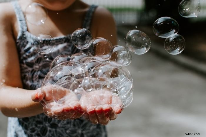 9 Expert Tips for Capturing Stunning Soap Bubble Photography