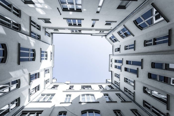 Master the Dolly Zoom (Vertigo Effect) in Time-Lapse Photography: Easy Step-by-Step Guide