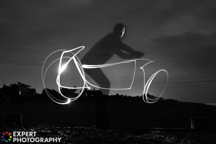 Master Stunning Light Graffiti: Pro Long Exposure Photography Guide