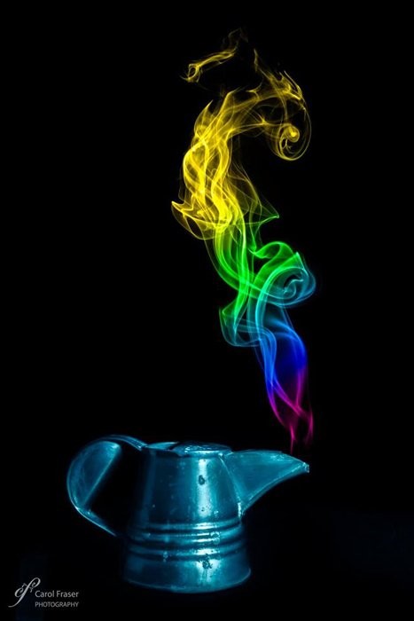 7 Expert Tips for Captivating Magical Still Life Smoke Photography