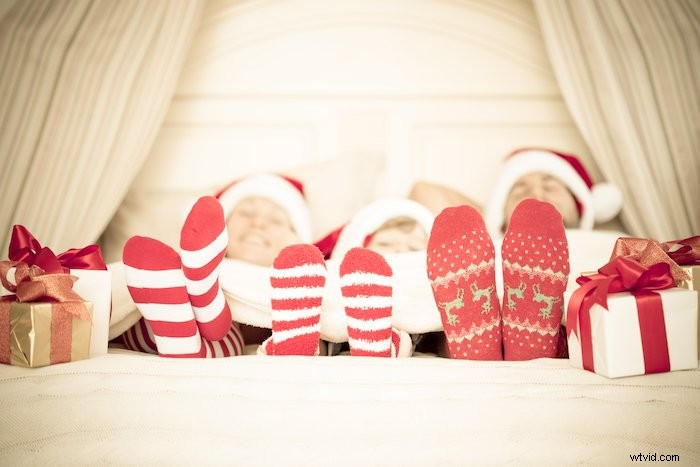 25 Creative Christmas Card Photo Ideas & Pro Tips to Capture Them Perfectly