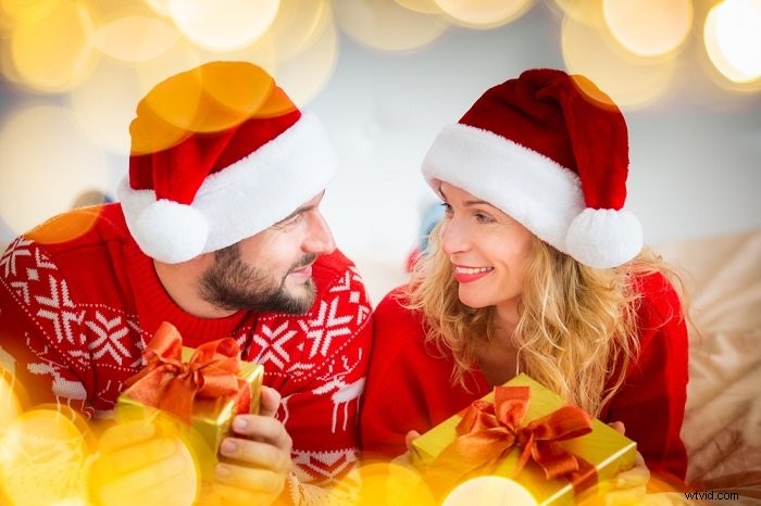 32 Romantic and Fun Christmas Couple Photoshoot Ideas to Capture Holiday Magic