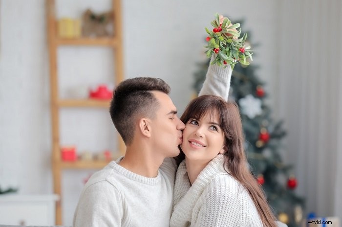 32 Romantic and Fun Christmas Couple Photoshoot Ideas to Capture Holiday Magic