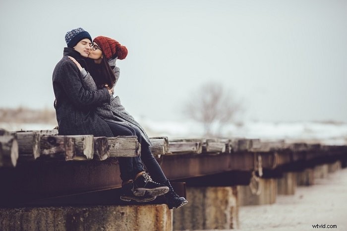 32 Romantic and Fun Christmas Couple Photoshoot Ideas to Capture Holiday Magic