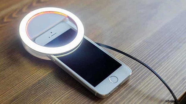 Ultimate Guide to Using Ring Lights for Stunning Beauty & Fashion Photography