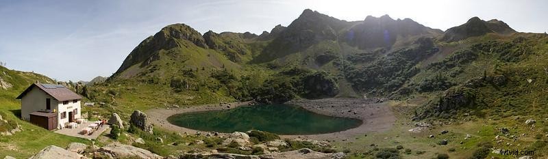 Create Stunning Panoramas in Photoshop: Step-by-Step Guide