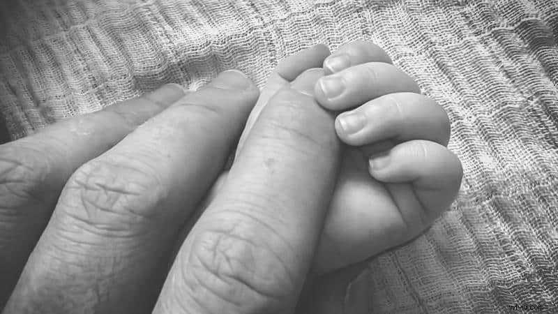 Respectful Bereavement Photography: Ethical Tips for Capturing Grief with Dignity