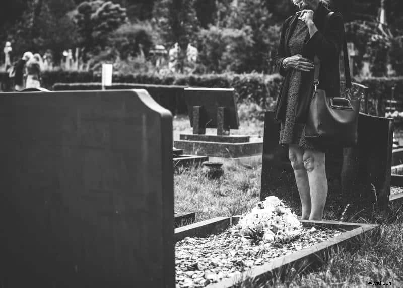 Respectful Bereavement Photography: Ethical Tips for Capturing Grief with Dignity