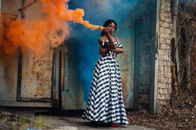 9 Expert Smoke Bomb Photography Tips for Jaw-Dropping Shots