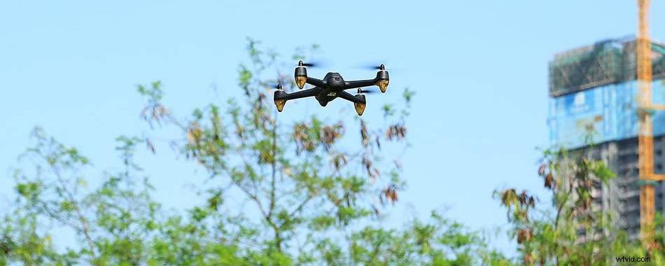 Hubsan H501S Standard vs. Professional: Key Differences Explained