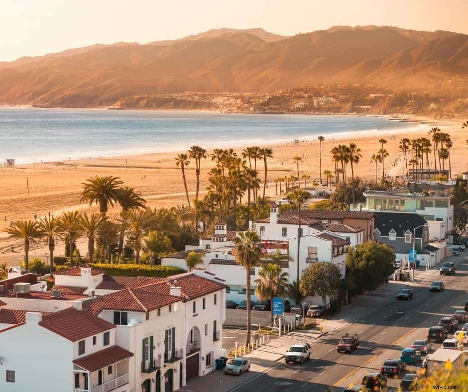 Master DJI Intelligent Flight Modes: QuickShots, MasterShots & More Explained