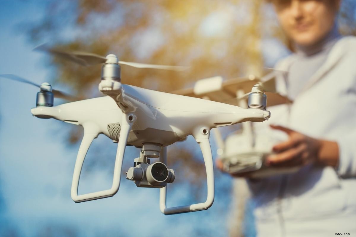 Drone Geofencing: Complete Guide to Features, Pros, Cons & FAA Rules