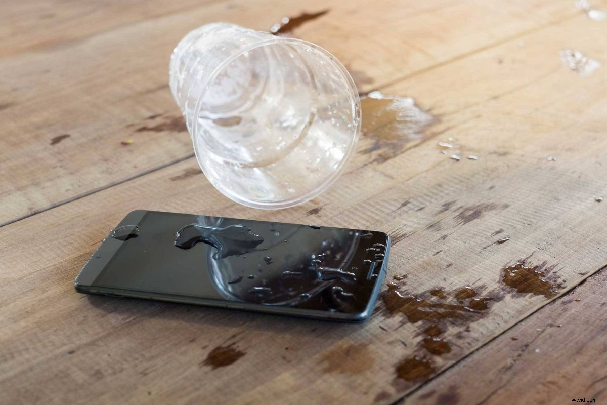 Expert Smartphone Repair: Fix Visible Damage Fast at The Lab