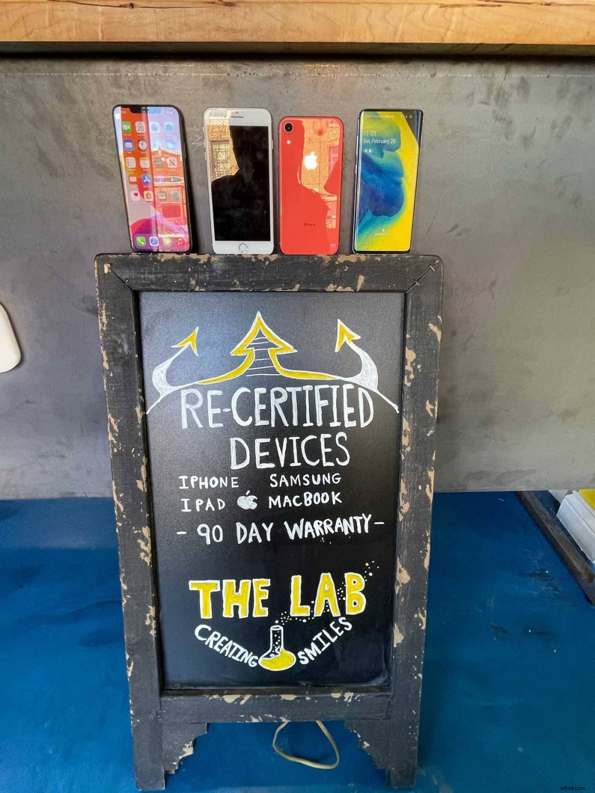 How to Safely Buy a Refurbished Smartphone: Expert Tips & Guide