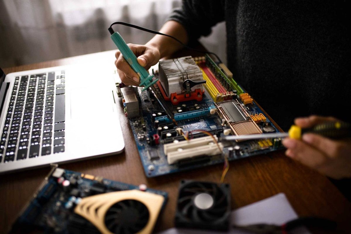 DIY Computer Repair Risks: Essential Warnings and Pro Tips