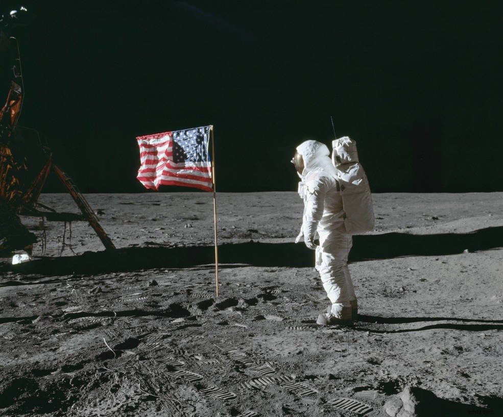 Recreate Iconic Moon Landings at Home: DIY Guide Inspired by Hollywood Classics