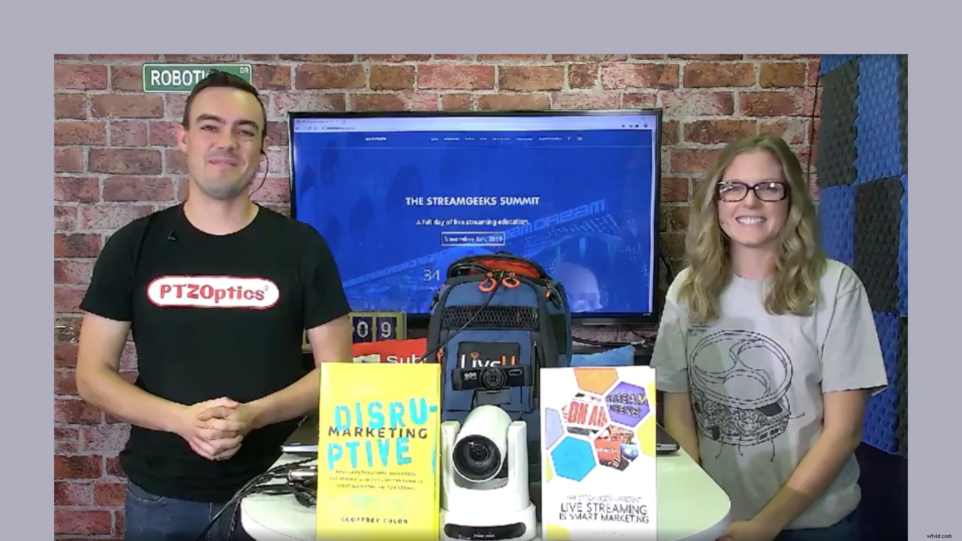 16 Leading Businesses Mastering LinkedIn Live: Real-World Success Stories