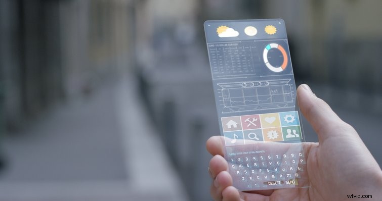 On-Screen Text Messages: Pros and Cons of 3 Top Filmmaking Techniques