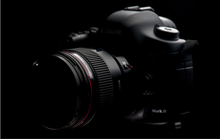 Canon EF Mount Discontinuations Accelerate: What It Means for Photographers, the Market, and the Future