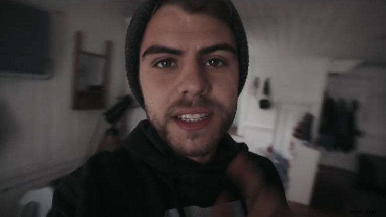 Ultimate Guide: Best Lenses for Talk-to-Camera Videos – Pro Tips for YouTubers & Vloggers