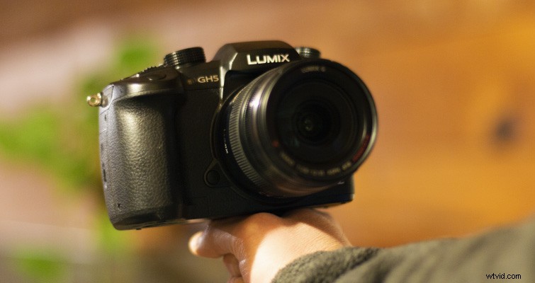 How to Choose the Perfect Microphone: Expert Guide to Types and Uses