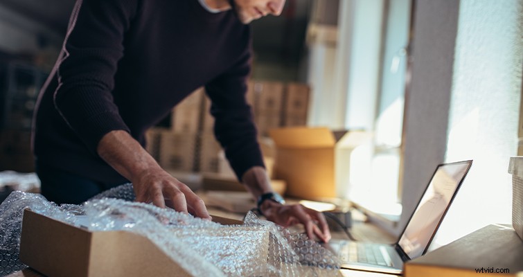 Sell High-End Gear Effortlessly: Why Resale Outlets Offer Easy Quotes, Shipping & Stress-Free Results