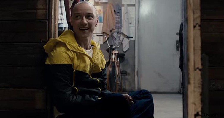 Master Chilling Split Horror Titles in After Effects: Design & Animate with Pro Tips