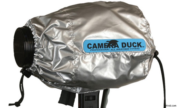 Expert Guide: How to Safely Remove Condensation from Your DSLR Viewfinder