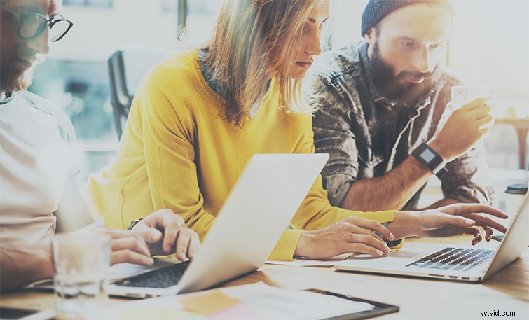 Expert Tips for Filming Large Groups of Extras on Set