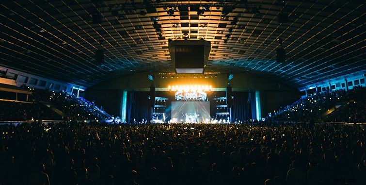 8 Pro Tips for Concert Videography: Dos and Don ts for Stunning Footage