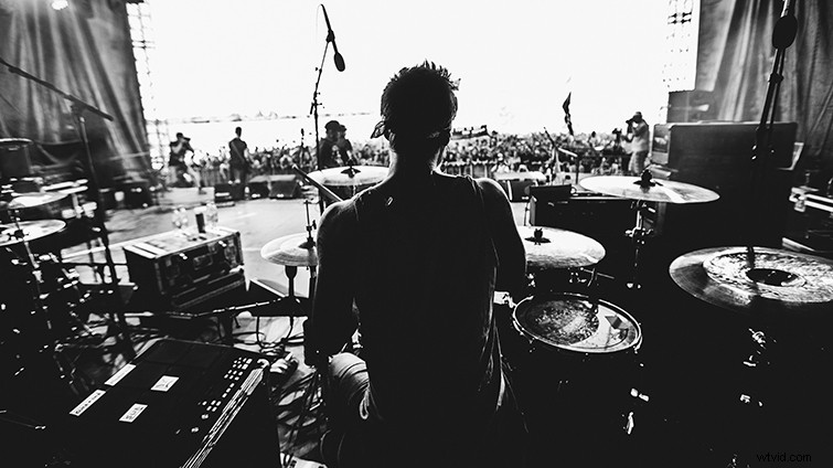 8 Pro Tips for Concert Videography: Dos and Don ts for Stunning Footage